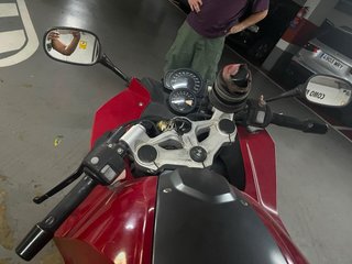 BMW F 800 S Roja y Negra