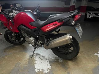 BMW F 800 S Roja y Negra