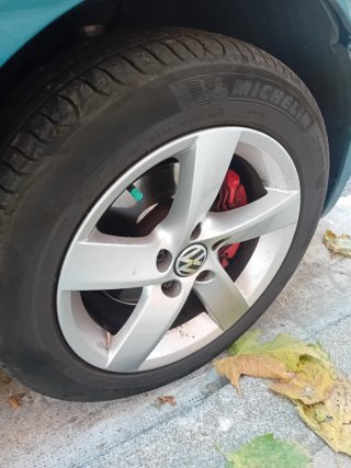 Llantas Originales Volkswagen cambio por 17 18 19