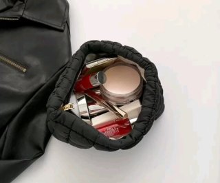 Neceser/bolso acolchado negro