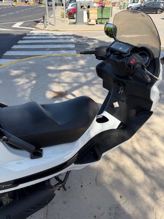 Piaggio X Evo 125 Blanca