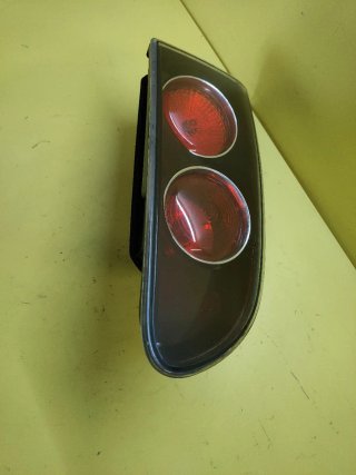 PILOTO TRASERO IZQUIERDO PORTON SEAT IBIZA 6L1