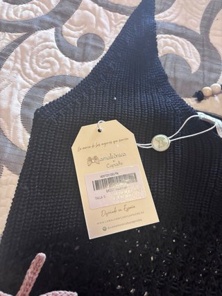 Vestido negro corto con estrellas