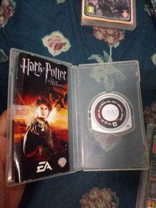 LOTE VIDEOJUEGOS/CAJAS VACIAS Y UMD PARA PSP