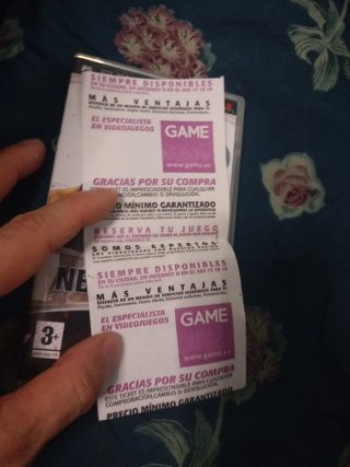 LOTE VIDEOJUEGOS/CAJAS VACIAS Y UMD PARA PSP
