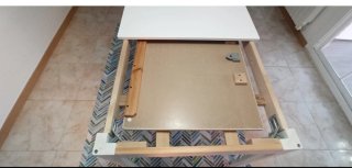 Mesa extensible blanca de madera