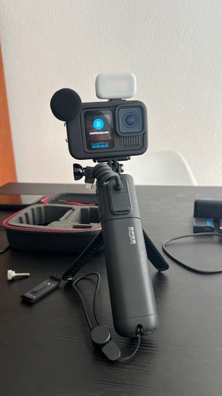 GoPro Hero 13 con Accesorios