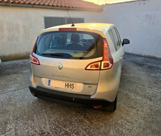 Renault Scenic 2012