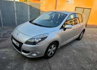 Renault Scenic 2012