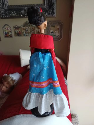 Barbie Frida Kahlo Serie Mujeres Inspiradoras