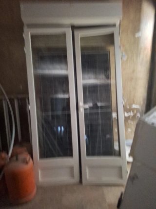 Puerta doble balconera