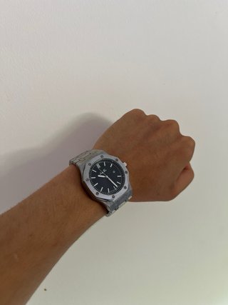 Reloj de pulsera plateado