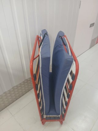 Cama plegable con colchón