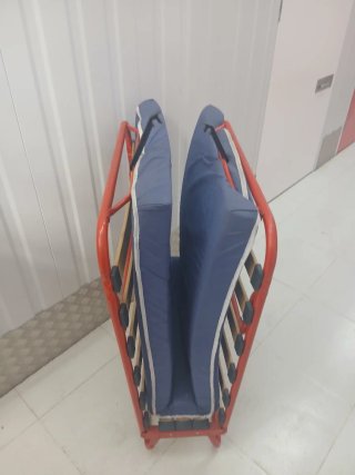 Cama plegable con colchón