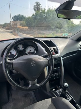 Peugeot 207 1.6VTi