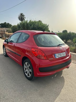 Peugeot 207 1.6VTi