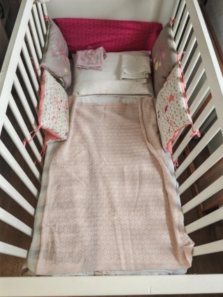 Cuna-cama colecho  + ropa de cuna+colchon