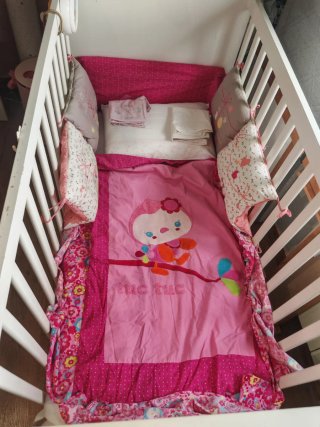 Cuna-cama colecho  + ropa de cuna+colchon