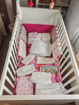 Cuna-cama colecho  + ropa de cuna+colchon