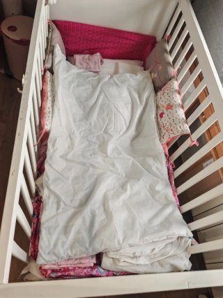 Cuna-cama colecho  + ropa de cuna+colchon