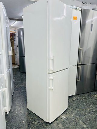 Nevera Liebherr Blanca