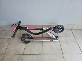 Patinete plegable con bandolera