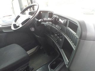 Scania R 440-CAMIONES FURGONES