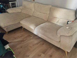 Sofá chaiselongue beige tela pata roomba