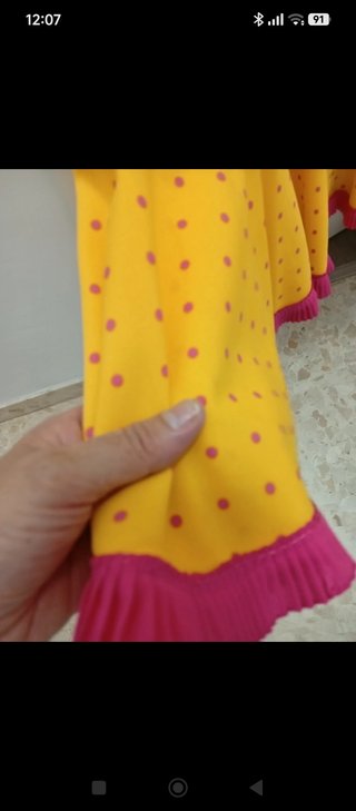 Traje de flamenca amarillo lunares