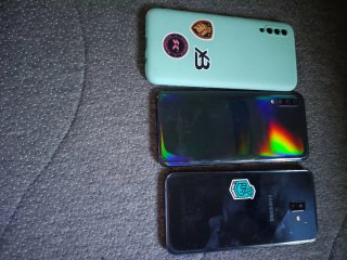 Móviles rotos pantalla negra