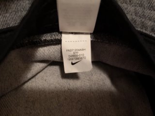Gorro Nike Talla S/M Gris