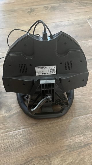 Volante Thrustmaster T80 Ferrari 488 GTB