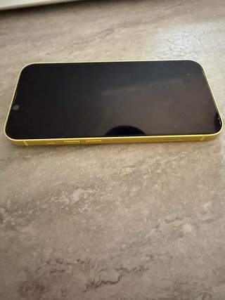 iPhone 14 Amarillo en perfecto estado