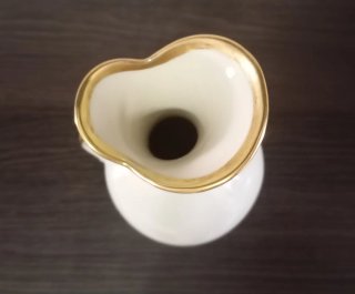 Jarra Porcelana Royal KM BAVARIA Dorada, años 50