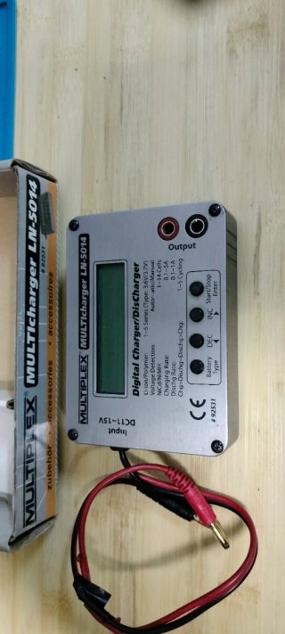 Cargador MULTIcharger LN-5014 Multiplex