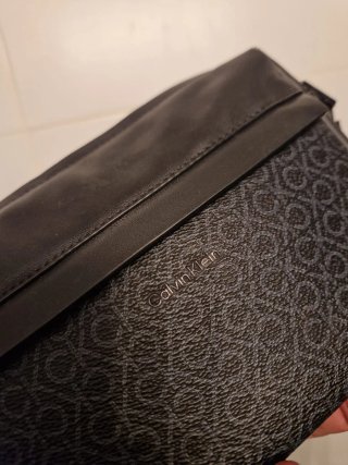 Bandolera Calvin Klein Negra
