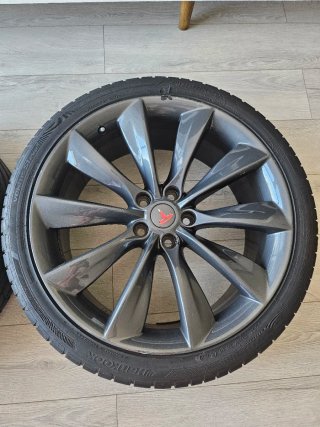 Llantas Tesla 21 Turbine Carbon Originales