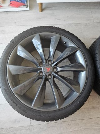 Llantas Tesla 21 Turbine Carbon Originales