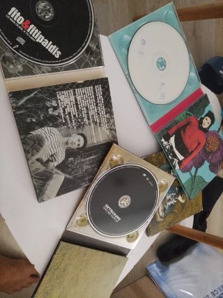 4 CDs y DVDS Fito & Fitipaldis y Bebe.el cato del