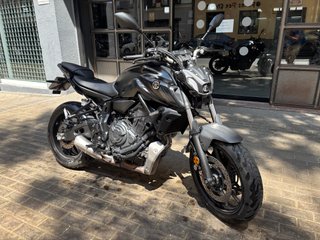 Yamaha MT-07 Negra