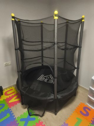 Cama elástica con red de seguridad