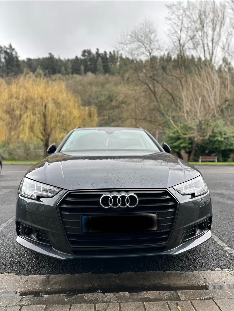 Audi A4 Avant Blackline - foto 1