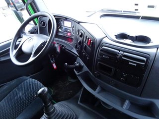 Mercedes AXOR 18 33-CAMIONES GANADEROS