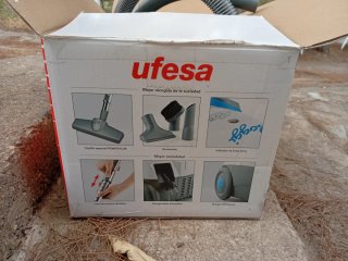 Aspiradora Ufesa Boggi 1800W Súper Compacta