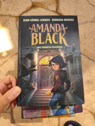 Amanda Black