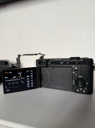 Sony a7c II Cámara Mirrorless + Jaula y placa