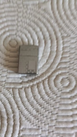 Accendino Zippo argentato