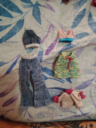 Conjunto Ropa Muñecas Bratz