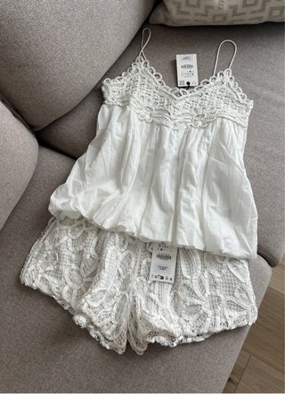 Conjunto Top y short bordado Zara Talla S