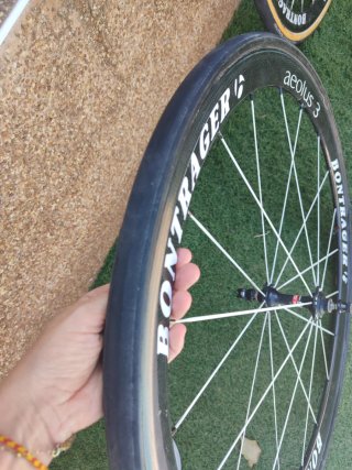 Juego Ruedas Carbono para bicicleta de carretera